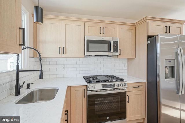 306 FENIMORE ST, Vineland, NJ 08360