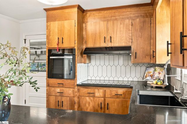 115 Cannon Lane, Taylors, SC 29687