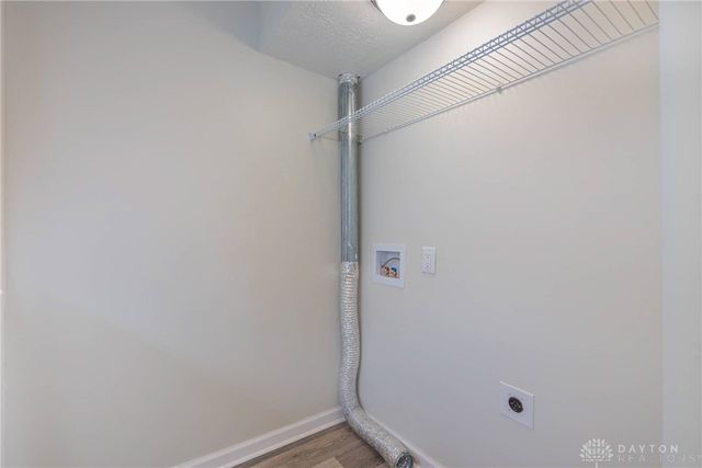 5572 Shady Oak Street, Huber Heights, OH 45424