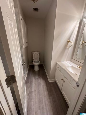 128 W Green Unit 128, Vestavia Hills, AL 35243