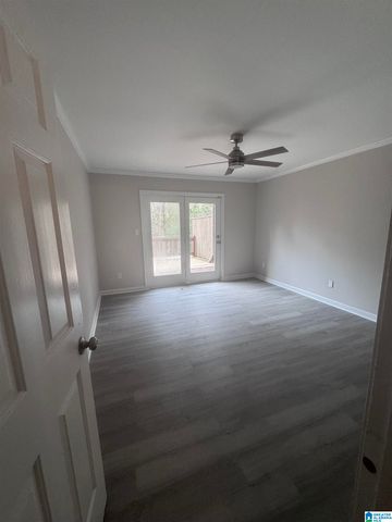 128 W Green Unit 128, Vestavia Hills, AL 35243