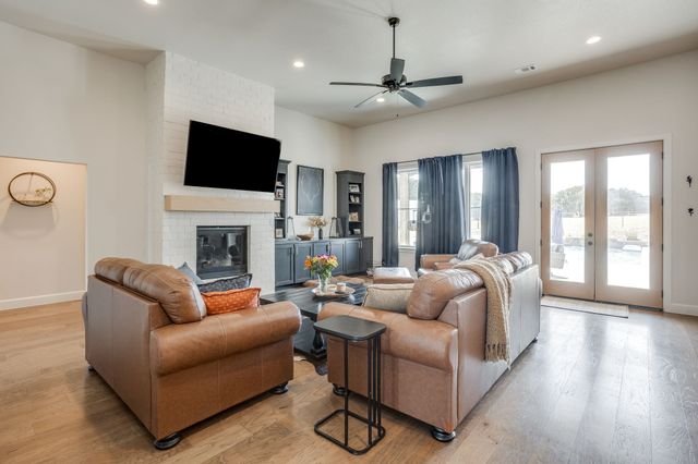 216 Greene Road, Weatherford, TX 76087
