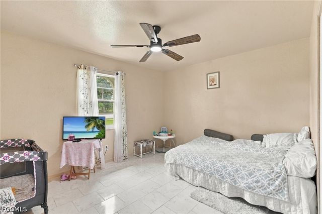 417 Trafalgar PKWY, Cape Coral, FL 33991
