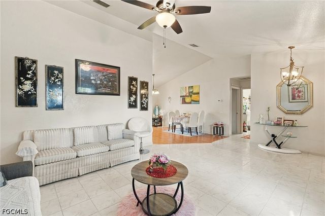 417 Trafalgar PKWY, Cape Coral, FL 33991