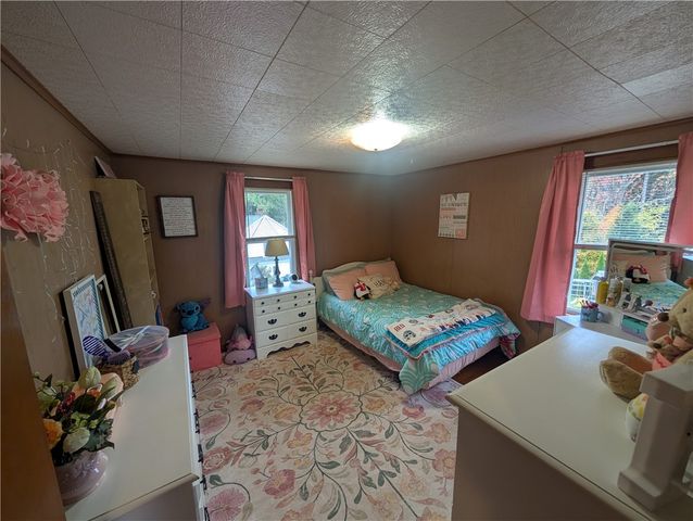 19 Parkway Lane, Bradford Town, PA 16701