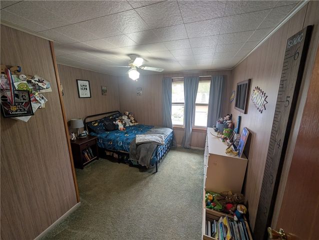 19 Parkway Lane, Bradford Town, PA 16701