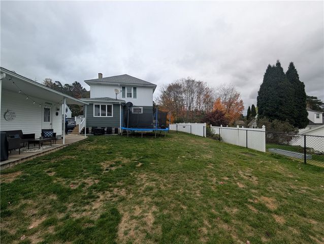 19 Parkway Lane, Bradford Town, PA 16701