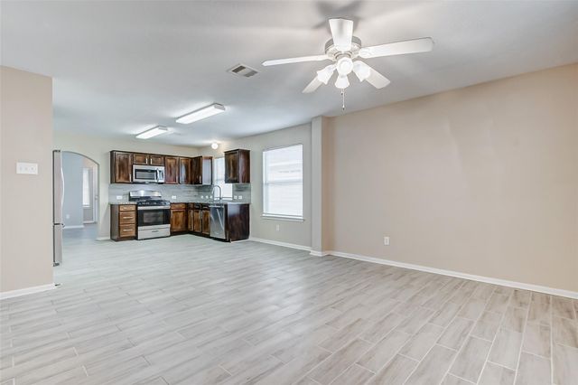 10822 Cane Grove Ln, Houston, TX 77075