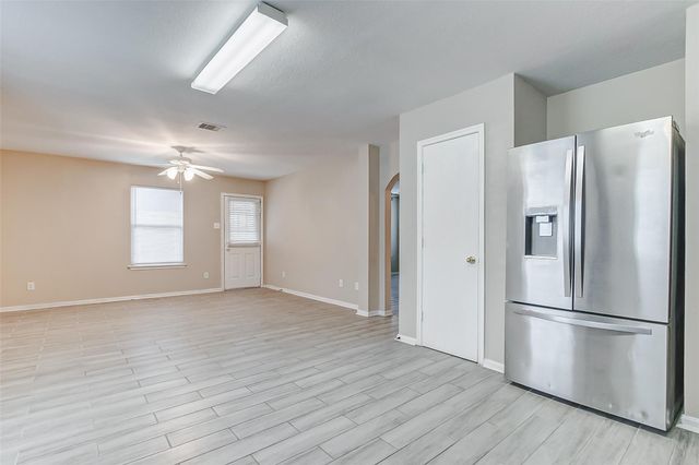 10822 Cane Grove Ln, Houston, TX 77075