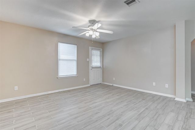 10822 Cane Grove Ln, Houston, TX 77075