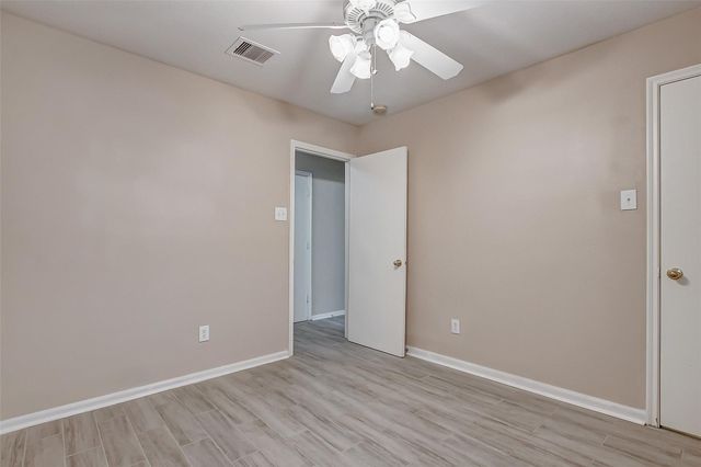 10822 Cane Grove Ln, Houston, TX 77075