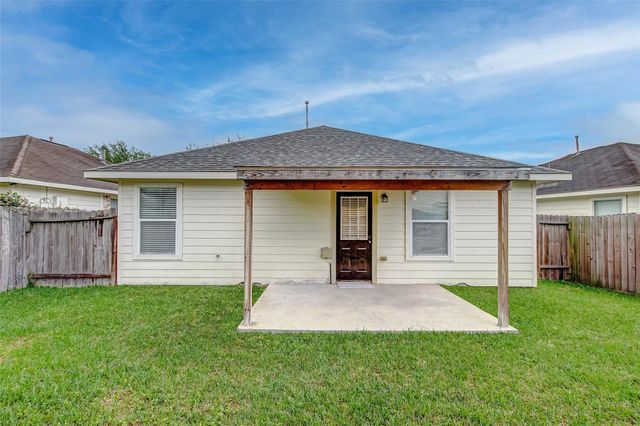 10822 Cane Grove Ln, Houston, TX 77075