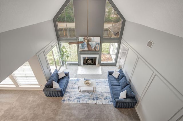 10603 Mills Circle, Houston, TX 77070