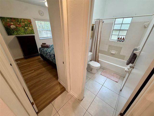 408 NW 5TH AVENUE, Gainesville, FL 32601