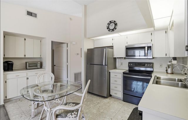 2292 AUSTRIAN LANE 26, Clearwater, FL 33763