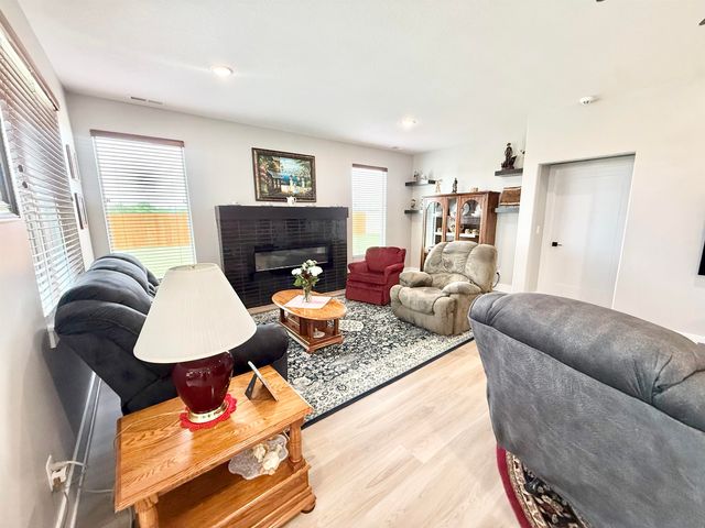 2540 S Spring Hollow St, Wichita, KS 67230