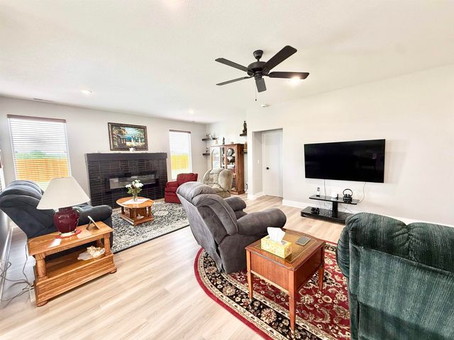 2540 S Spring Hollow St, Wichita, KS 67230