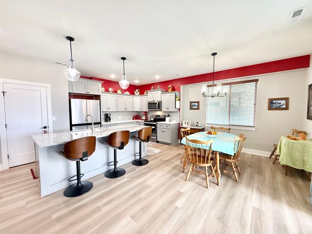 2540 S Spring Hollow St, Wichita, KS 67230