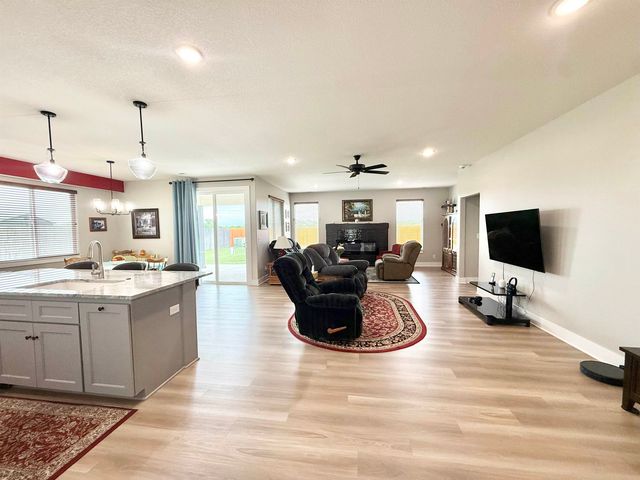 2540 S Spring Hollow St, Wichita, KS 67230
