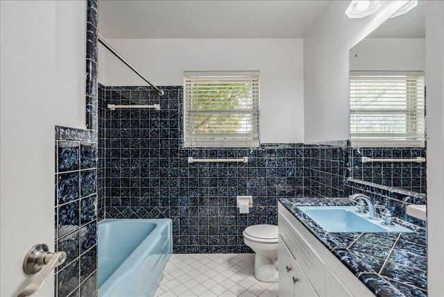 11907 Oak TRL, Austin, TX 78753