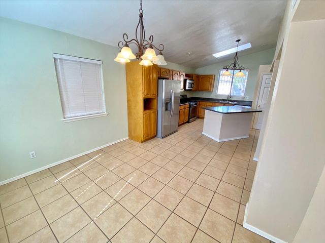 2037 GUS MORAN Street, El Paso, TX 79936