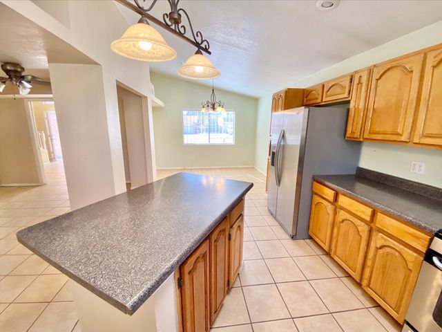 2037 GUS MORAN Street, El Paso, TX 79936