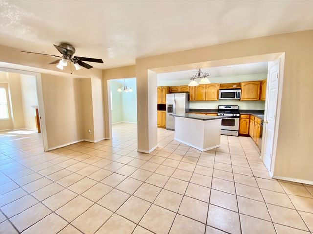 2037 GUS MORAN Street, El Paso, TX 79936