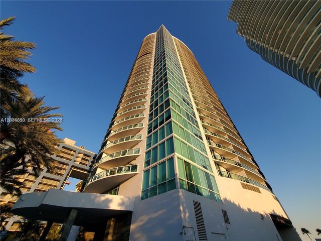 2101 Brickell Ave 3502, Miami, FL 33129
