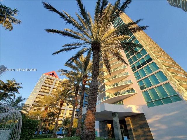 2101 Brickell Ave 3502, Miami, FL 33129