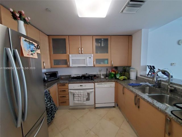 2101 Brickell Ave 3502, Miami, FL 33129