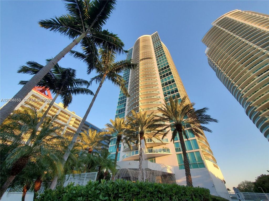 2101 Brickell Ave 3502, Miami, FL 33129