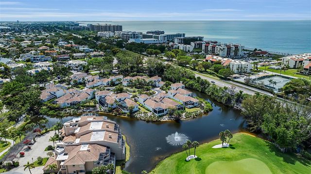 1915 HARBOUR LINKS CIRCLE 6, Longboat Key, FL 34228