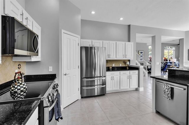 1915 HARBOUR LINKS CIRCLE 6, Longboat Key, FL 34228