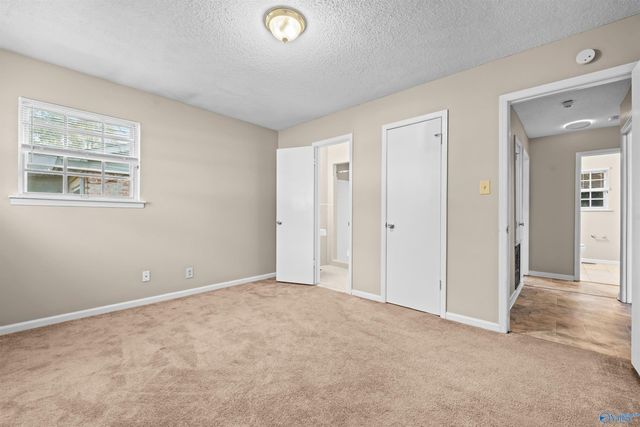 5041 Kyle Lane NW, Huntsville, AL 35810