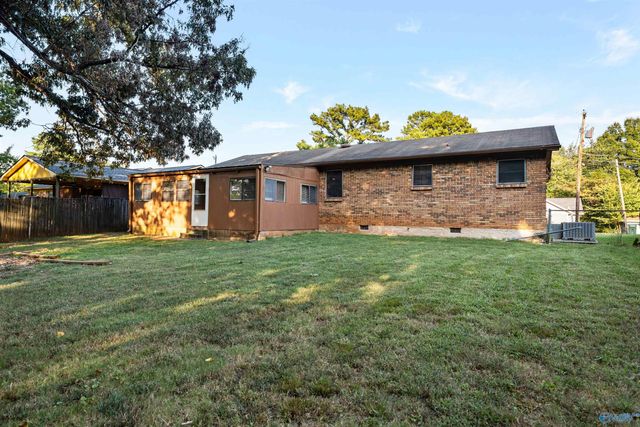 5041 Kyle Lane NW, Huntsville, AL 35810