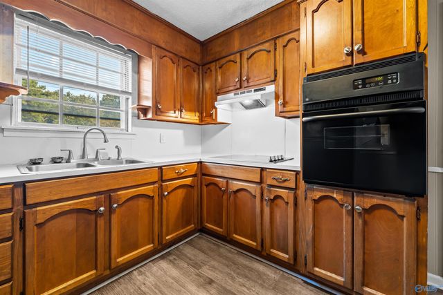 5041 Kyle Lane NW, Huntsville, AL 35810