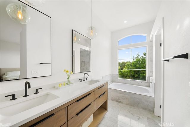 3001 Wisteria Lane, Fullerton, CA 92833