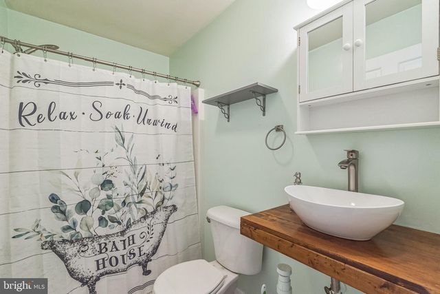 3566 EDGEMONT ST, Philadelphia, PA 19134