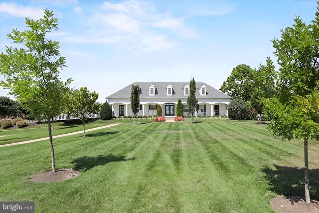 42581 SUNSET SQ, Ashburn, VA 20148