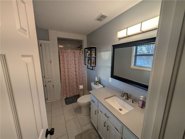 1102 N 8th Street, Van Buren, AR 72956