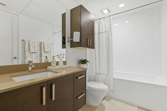 222 West Ave 1412, Austin, TX 78701