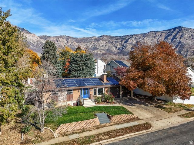 566 E 3050 N, North Ogden, UT 84414