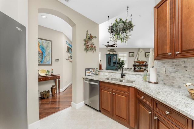 17094 ACAPULCO ROAD 321, Punta Gorda, FL 33955