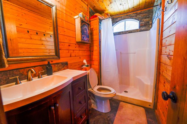 0 Bunker Hill Rd, Linden, TN 37096