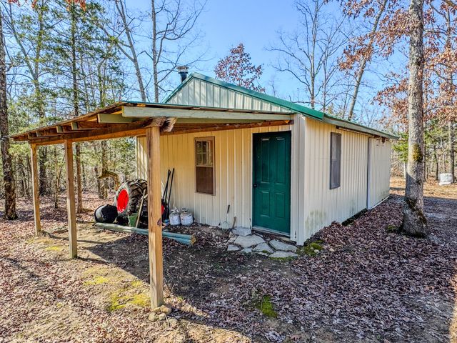 0 Bunker Hill Rd, Linden, TN 37096