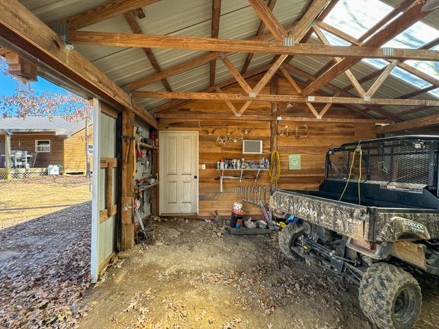 0 Bunker Hill Rd, Linden, TN 37096