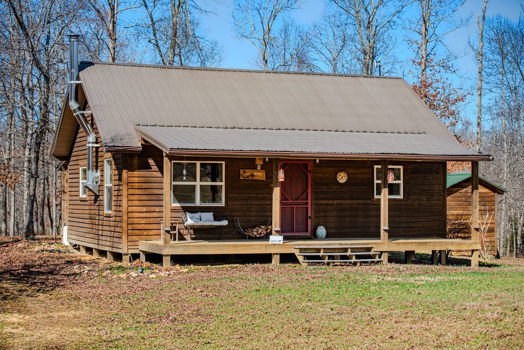 0 Bunker Hill Rd, Linden, TN 37096