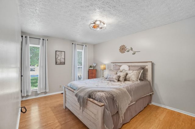 6214 Ridgewood Court, Florence, KY 41042