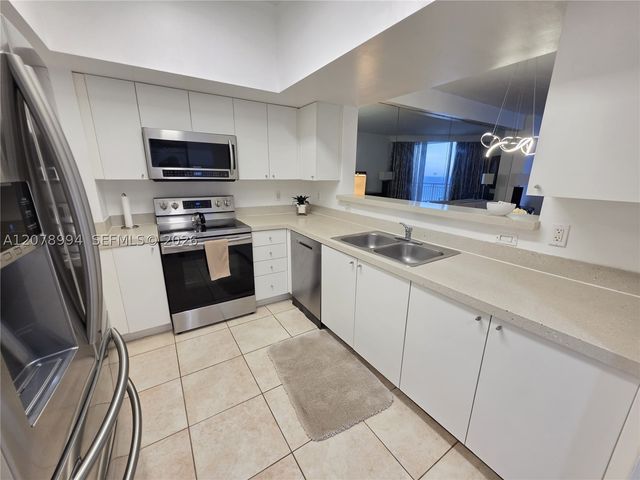 17375 Collins Ave 2706, Sunny Isles Beach, FL 33160