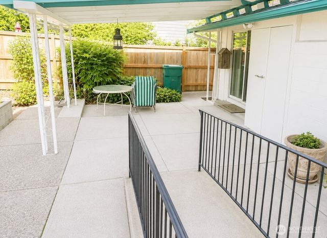 4102 227th Place SW, Mountlake Terrace, WA 98043